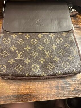 Louis Vuitton Monogram Canvas Messenger Bag in Brown and Tan
